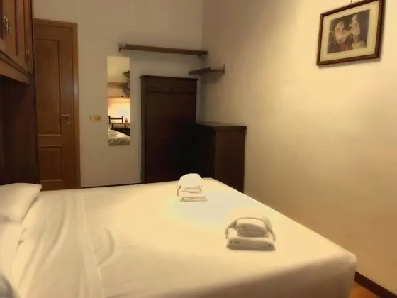 Economy Tek Büyük Yataklı Oda, Ortak Banyo