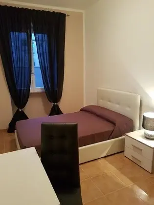 Büyük Yataklı Tek Kişilik Oda