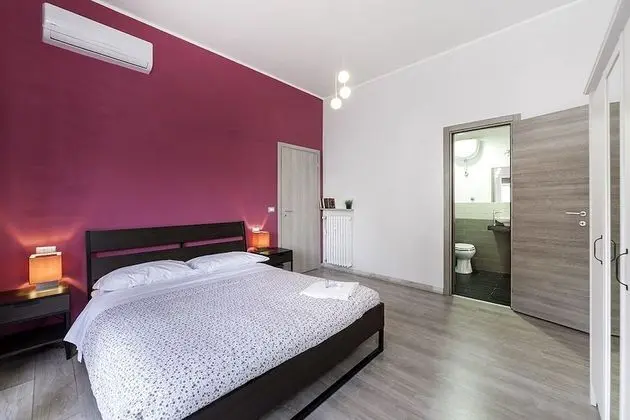 Tek Büyük Yataklı Oda (Viola)