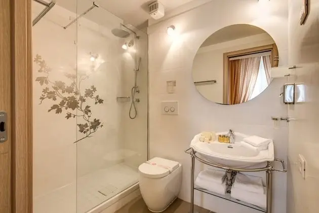 Deluxe Tek Büyük Yataklı Oda, 1 Büyük (Queen) Boy Yatak, Şehir Manzaralı, Executive Katı