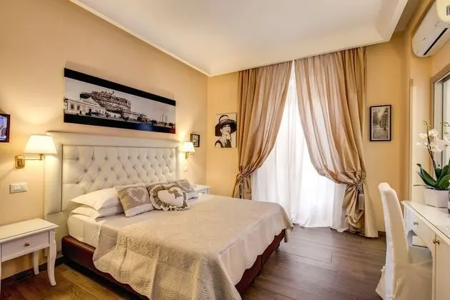 Superior Tek Büyük veya İki Ayrı Yataklı Oda