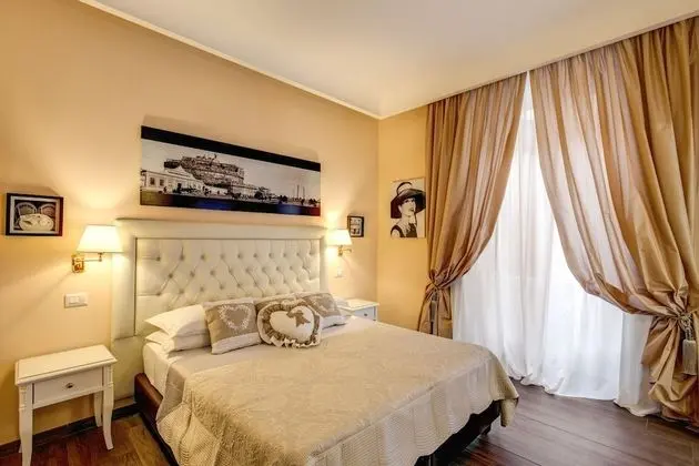 Superior Tek Büyük veya İki Ayrı Yataklı Oda