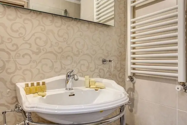 Superior Tek Büyük veya İki Ayrı Yataklı Oda