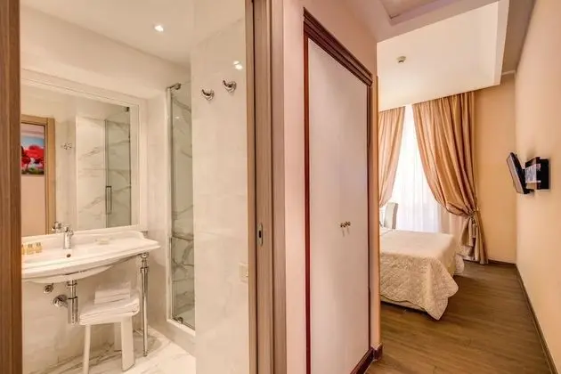 Superior Tek Büyük Yataklı Oda, Şehir Manzaralı