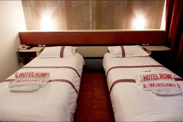 Classic Tek Büyük Yataklı Oda