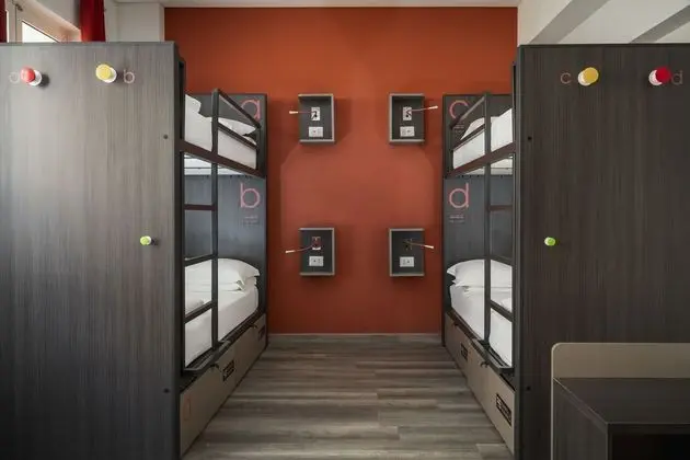 Ortak Ranzalı Oda, Karma Ranzalı Oda (4 pax)