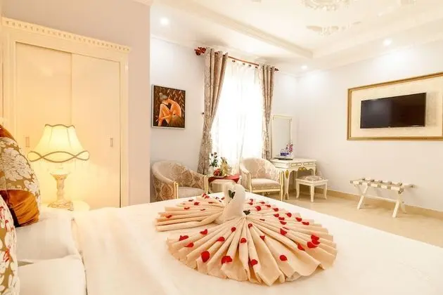 Deluxe Tek Büyük Yataklı Oda, Bahçe Manzaralı (Villa)