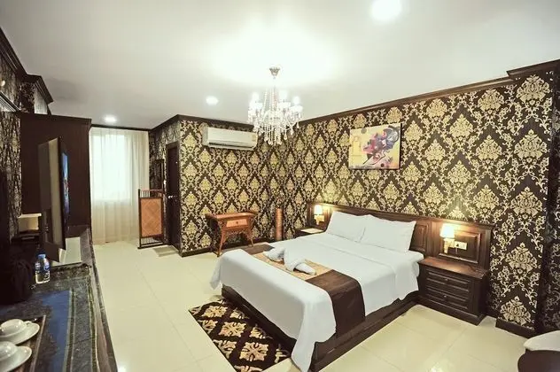 Deluxe Tek Büyük Yataklı Oda, 1 Büyük (Queen) Boy Yatak