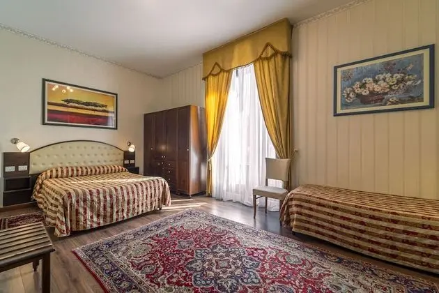 Dört Kişilik Oda