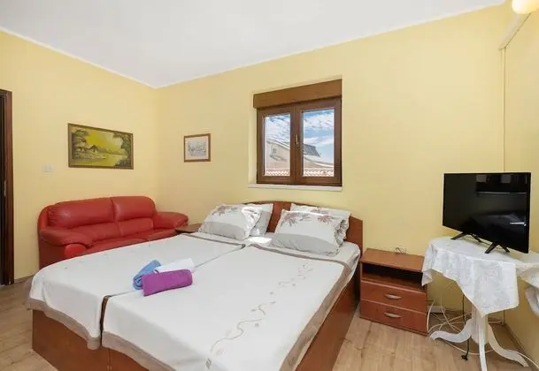 Family Apart Daire, Birden Çok Yatak, Bahçeli (Romeo & Juliet Apartment)