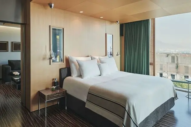 Grand Suite Harbour View