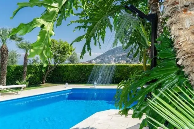 Villa, Sigara İçilebilir