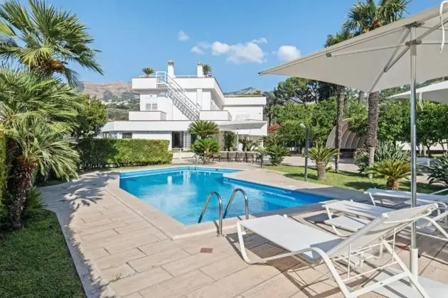Villa, Sigara İçilebilir