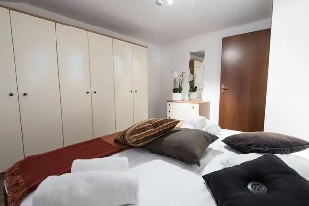 Apart Daire, 2 Yatak Odası