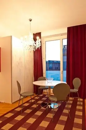 City Apart Daire, Avlu