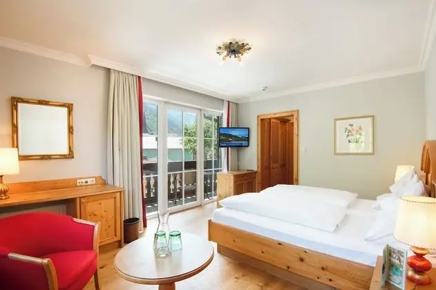 Comfort Tek Büyük Yataklı Oda, Balkon, Dağ Manzaralı