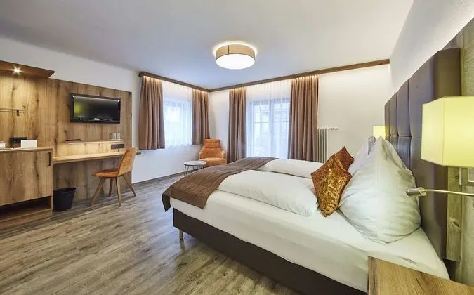 Superior Tek Büyük Yataklı Oda, Balkon