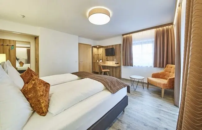 Superior Tek Büyük Yataklı Oda, Balkon