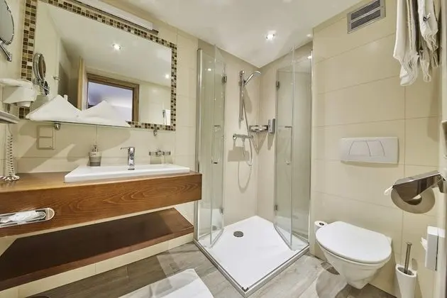 Superior Tek Büyük Yataklı Oda, Balkon