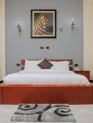 Deluxe Tek Büyük Yataklı Oda