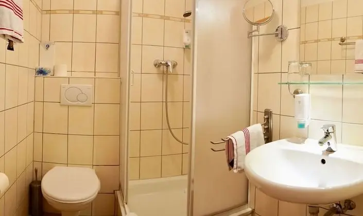 Tek Kişilik Oda