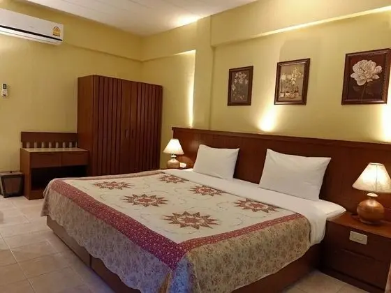Standard Tek Büyük Yataklı Oda
