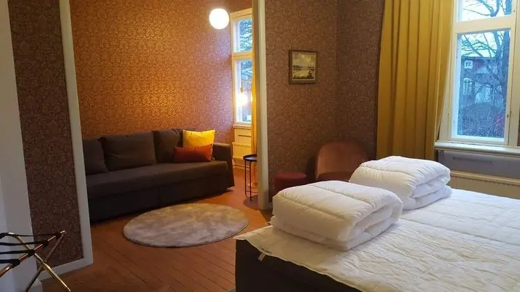 Dört Kişilik Oda, Ortak Banyo