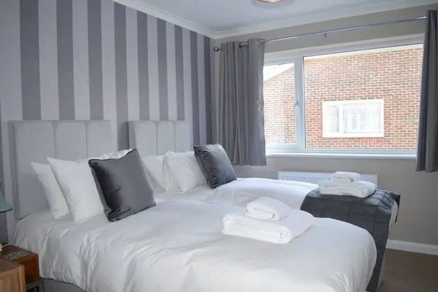 Ev, 5 Yatak Odası (Sleeps 10)