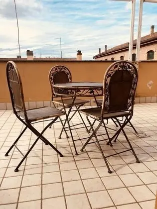 Apart Daire, Birden Çok Yatak, Sigara İçilmez