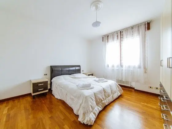 Apart Daire, Birden Çok Yatak, Sigara İçilmez