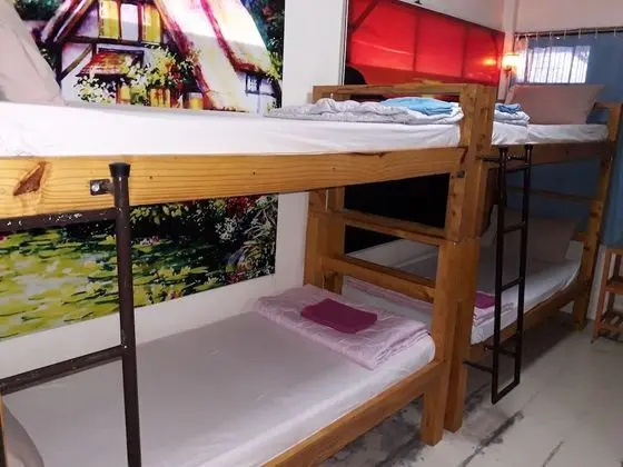 Standard Quadruple Room with Air-Condition