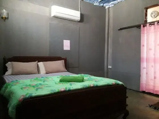 Standard Twin Room with Air-Condition