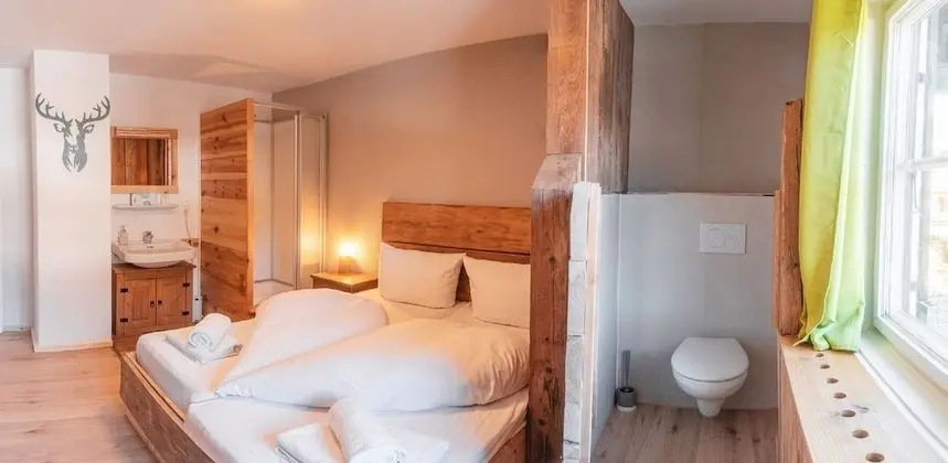 Tek Büyük Yataklı Oda