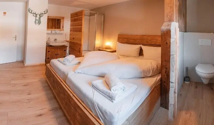 Tek Büyük Yataklı Oda