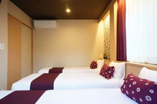 Deluxe Üç Kişilik Oda