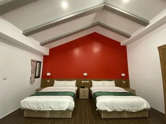 Dört Kişilik Oda, Dağ Manzaralı