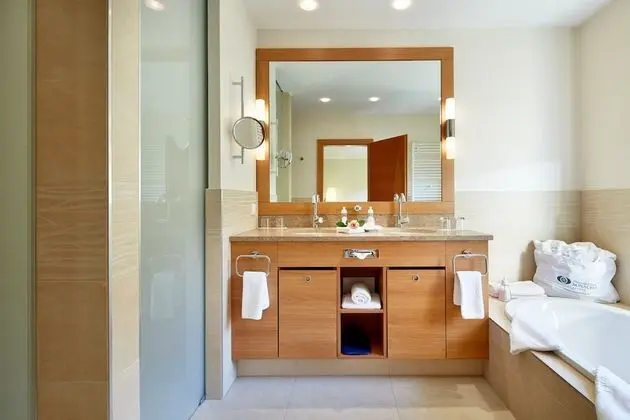 Deluxe Tek Büyük Yataklı Oda, Balkon