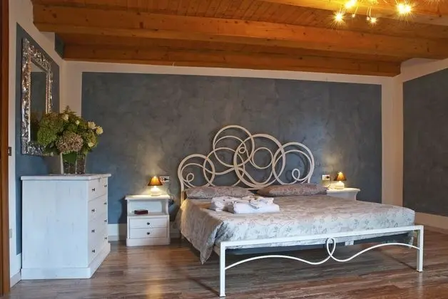 Romantic Tek Büyük Yataklı Oda, Özel Banyo, Dağ Manzaralı