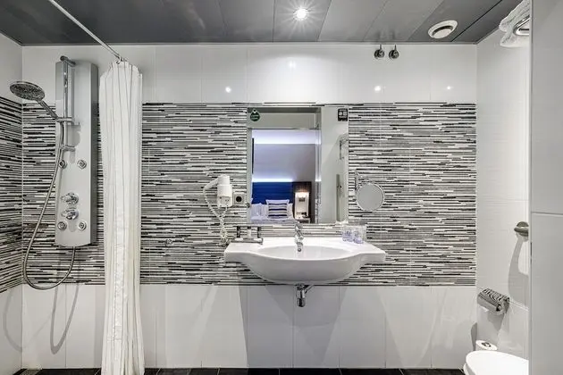 Basic Büyük Yataklı Tek Kişilik Oda, Zemin Kat