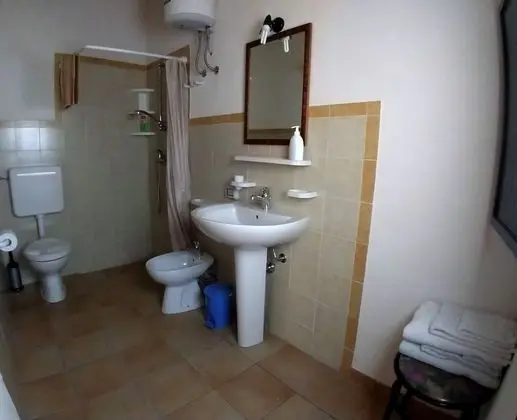Standard Stüdyo, Vadi Manzaralı (Millicuccu)