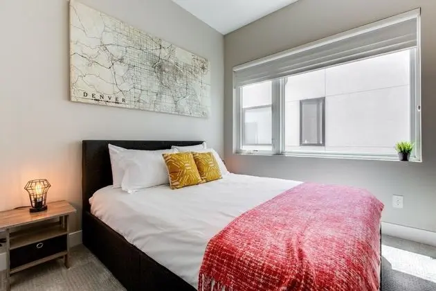 Ev, Birden Çok Yatak (Roof Deck Walk to Parks and St Joseph)