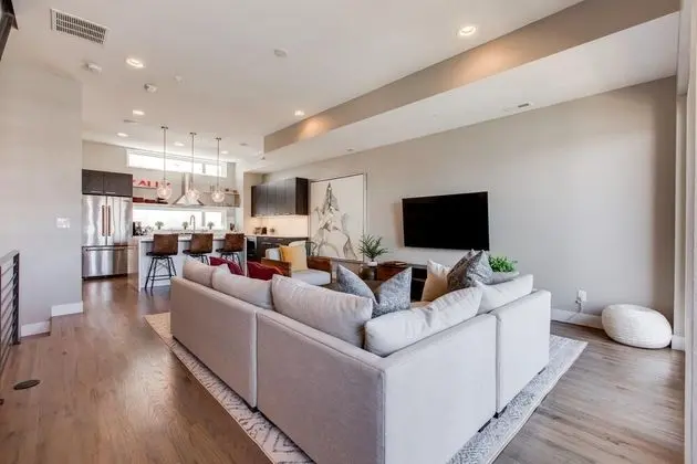 Ev, Birden Çok Yatak (Roof Deck Walk to Parks and St Joseph)