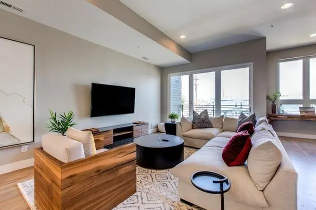 Ev, Birden Çok Yatak (Roof Deck Walk to Parks and St Joseph)