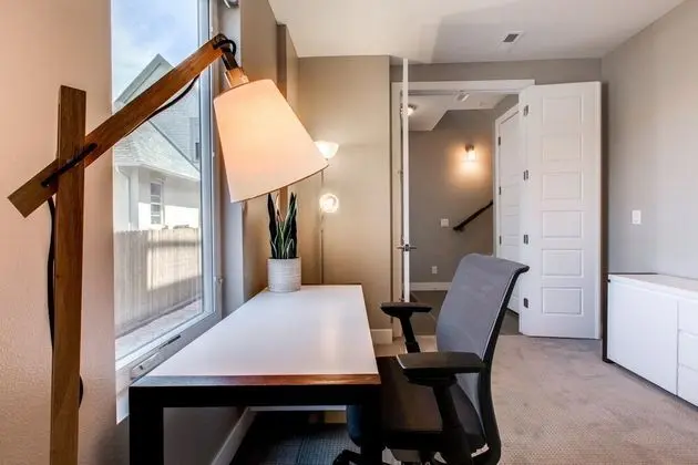 Ev, Birden Çok Yatak (Roof Deck Walk to Parks and St Joseph)