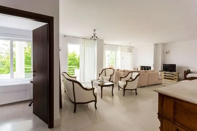 Deluxe Villa