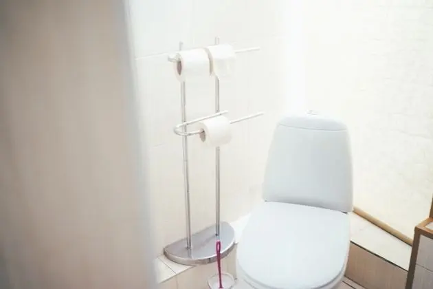 Standard Tek Büyük Yataklı Oda, Ortak Banyo