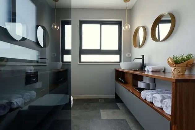 Junior Penthouse Suite