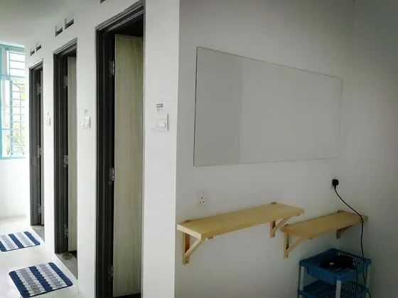 Üç Kişilik Oda, Ortak Banyo (Private)