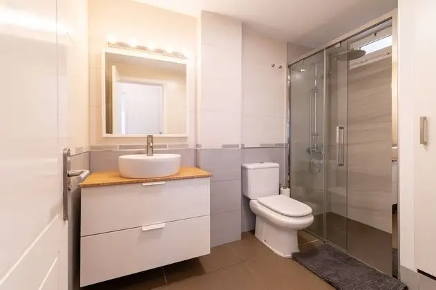 Apart Daire, 2 Yatak Odası, Teras, Plaj Manzaralı