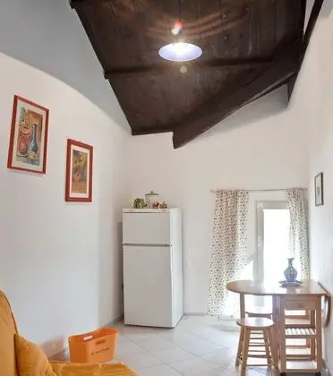 Basic Apart Daire, 1 Yatak Odası (living area with 1 single sofa bed)